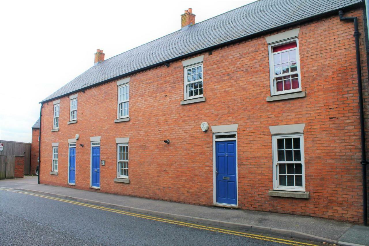 Canal Side Worcester Exterior photo